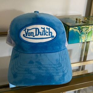 Von Dutch velvet hat